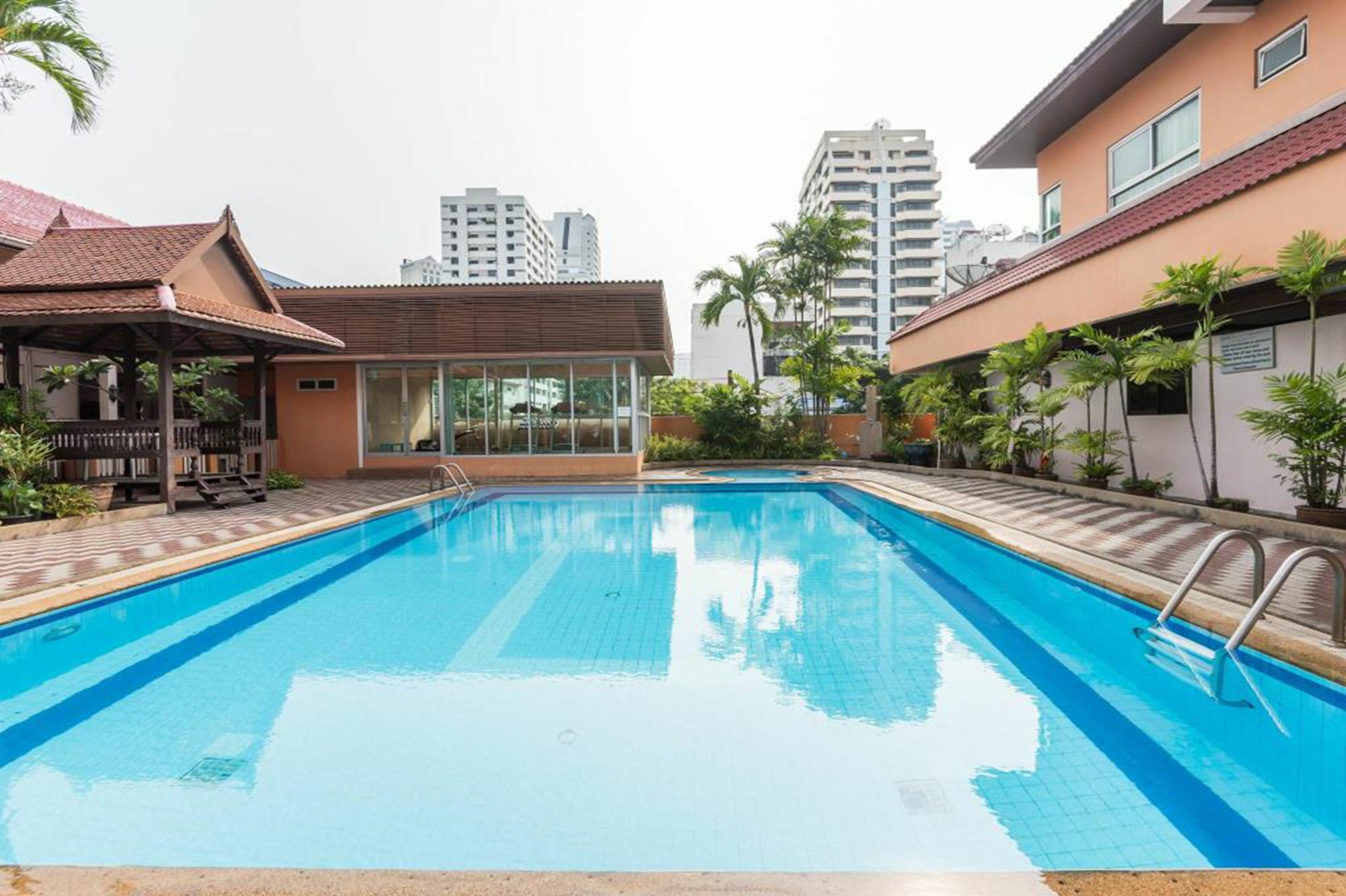 Teja Hotel Bangkok Luaran gambar
